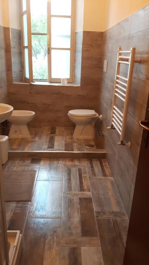 B&B Tenuta Di Vado Piano Nella Selva Di Circe Cerasella エクステリア 写真